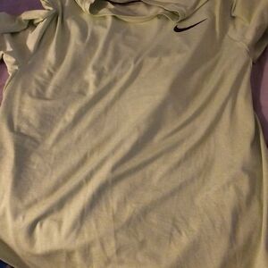 NIKE DRI FIT SHIRT